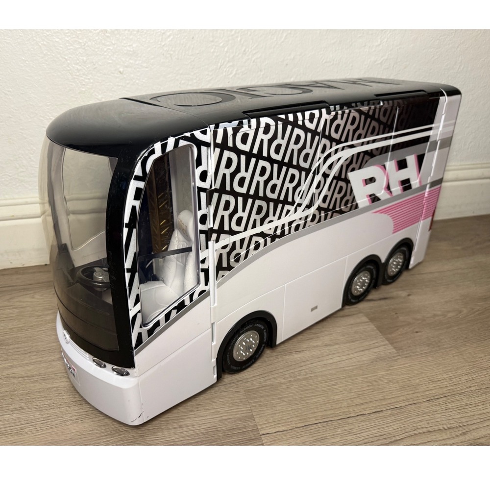 Rainbow High Rainbow Vision World Tour Bus & Stage Playset